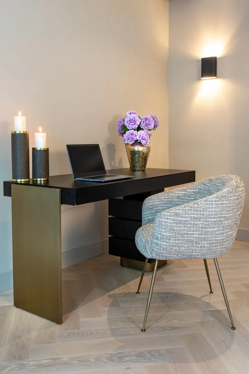 Schreibtisch Alexander Jones, Charcoal von Richmond Interiors, Wohnbeispiel 11, im Wohnraum