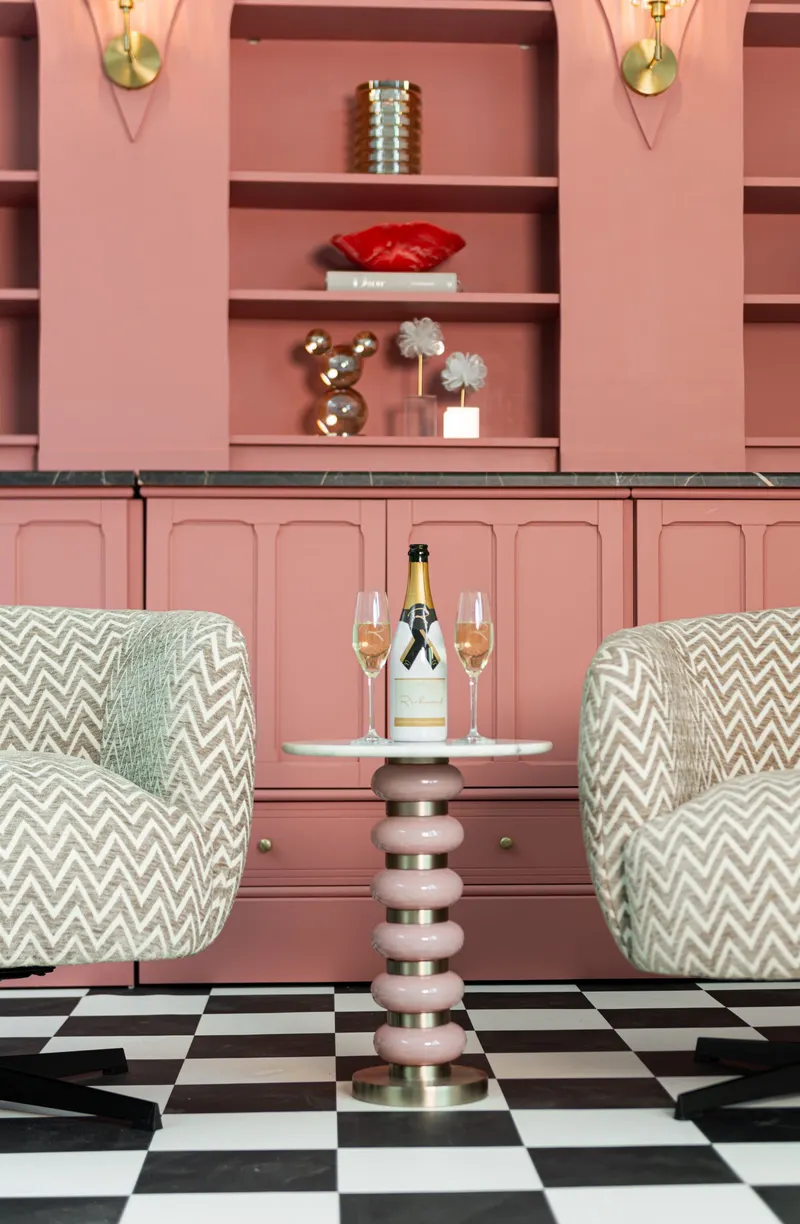 Sessel Estelle, Sand chevron, drehbar von Richmond Interiors, Wohnbeispiel 8, im Wohnraum