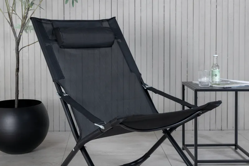 Seville klappbarer Liegestuhl mit Kopfkissen in Schwarz, PVC, im Wohnraum, Ansicht 5