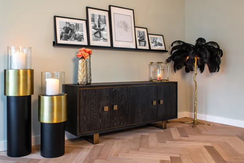 Sideboard Hunter, Black rustic von Richmond Interiors, Wohnbeispiel 4, im Wohnraum