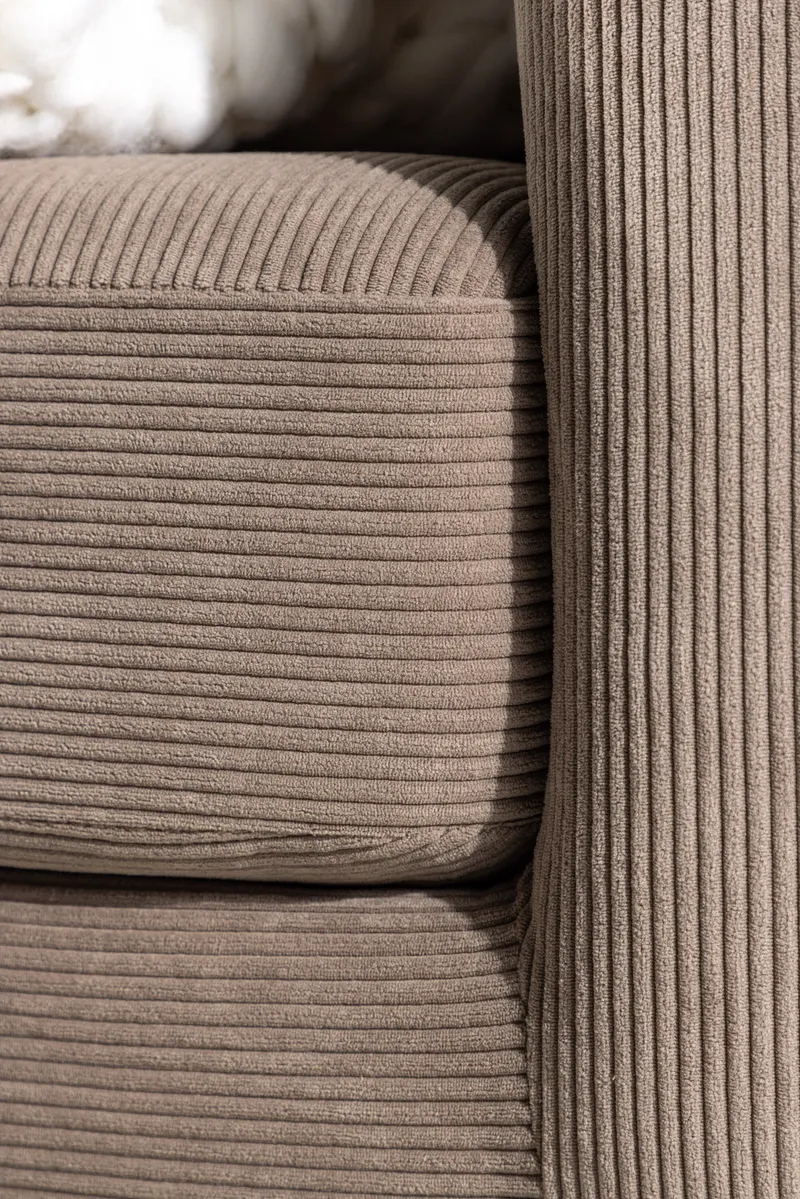 Sky 3-Sitzer-Sofa mit Metallbeinen in Braun, Gestell Schwarz, im Wohnraum, Ansicht 5