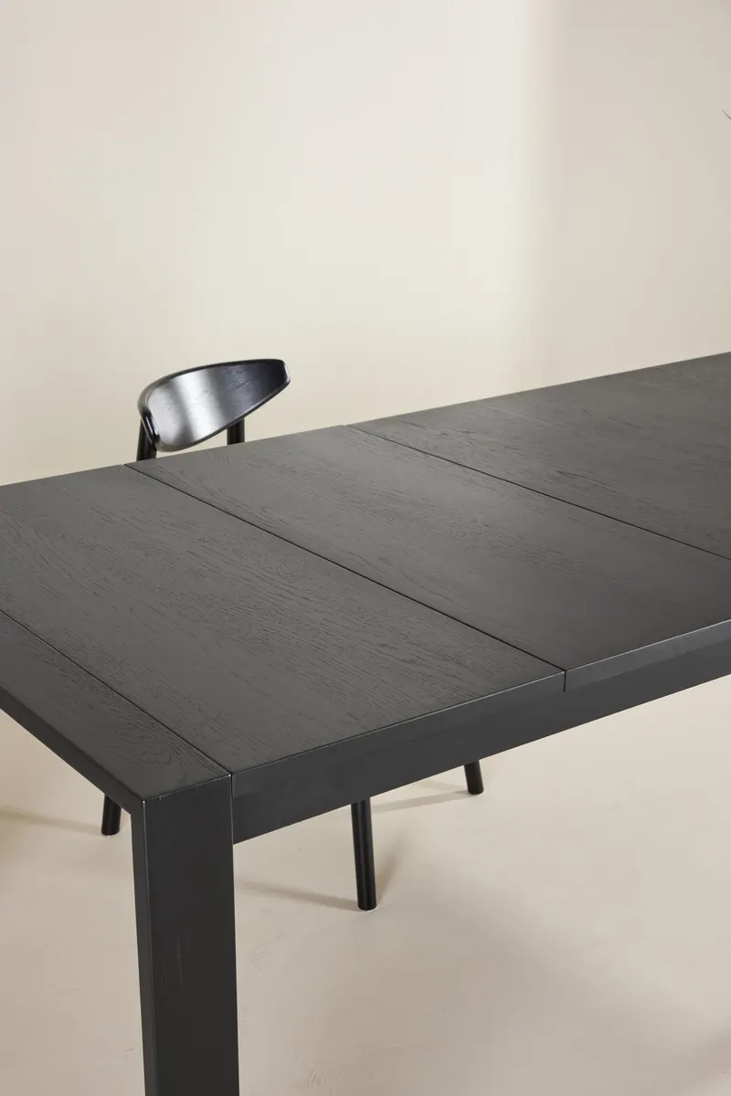 Slider Esstisch aus Eiche, ausziehbar in Schwarz, im Wohnraum, Ansicht 3