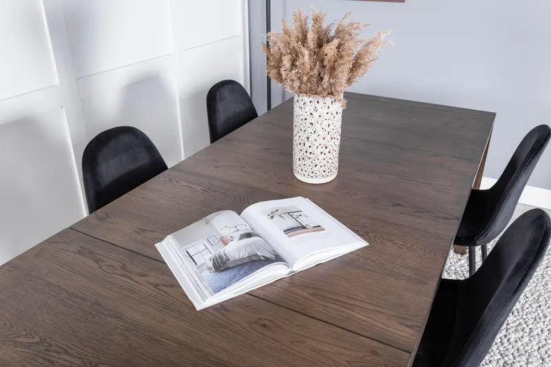 Slider & Polar Essgruppe mit rechteckigem Esstisch und 4 Polsterstühlen in Schwarz, im Wohnraum, Ansicht 5