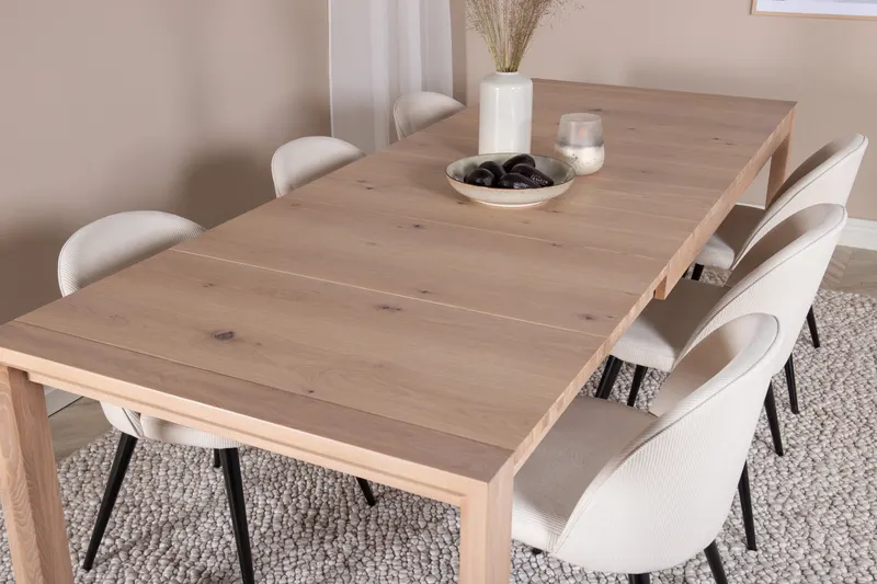 Slider & Velvet Essgruppe mit rechteckigem Esstisch und 4 Polsterstühlen in Whitewash, im Wohnraum, Ansicht 4