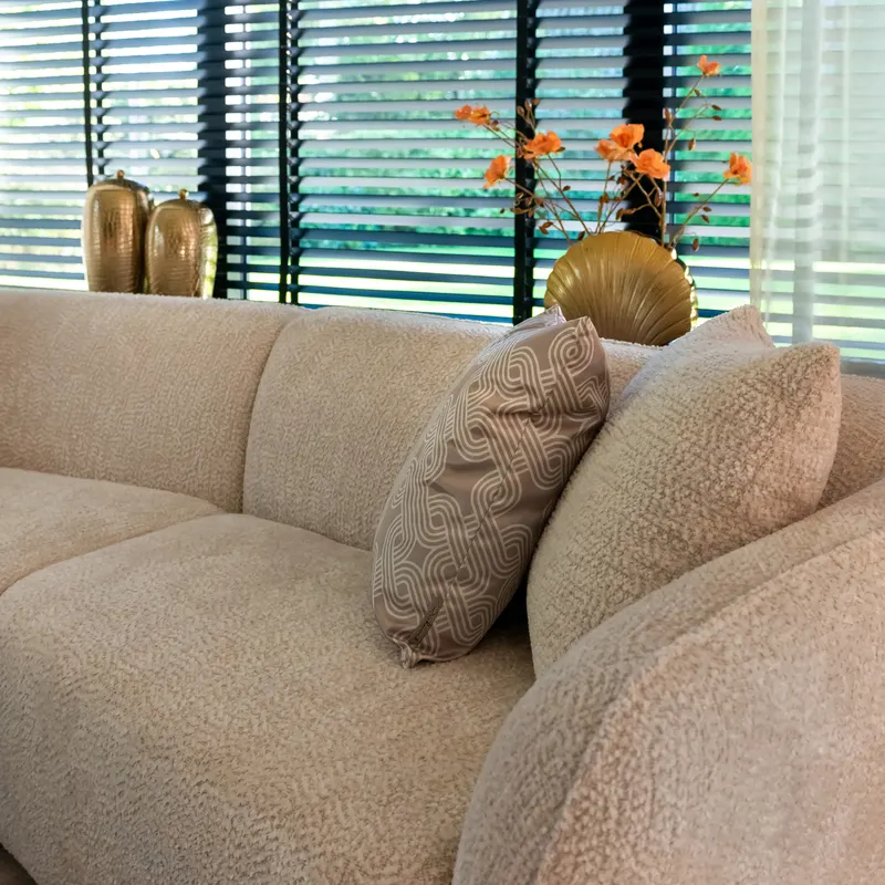 Sofa Armand / Lovely Cream von Richmond Interiors, Wohnbeispiel 11, im Wohnraum