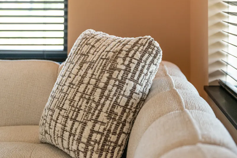 Sofa Jezebel, Cream fancy von Richmond Interiors, Wohnbeispiel 13, im Wohnraum