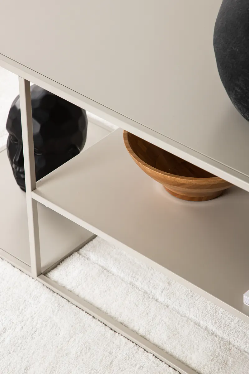 Staal Couchtisch aus Stahl mit Ablage in 120 × 50 cm, Beige, im Wohnraum, Ansicht 4