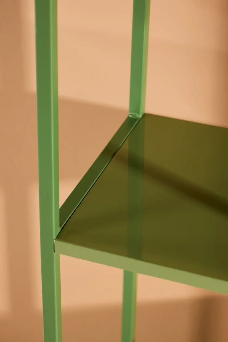 Staal Regal mit versetzten Böden in 80 × 26 × 80 cm, Grün, im Wohnraum, Ansicht 4