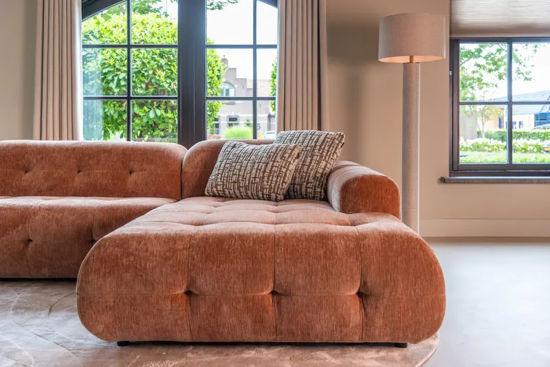 Stehleuchte Joline, Beige von Richmond Interiors, Wohnbeispiel 4, im Wohnraum
