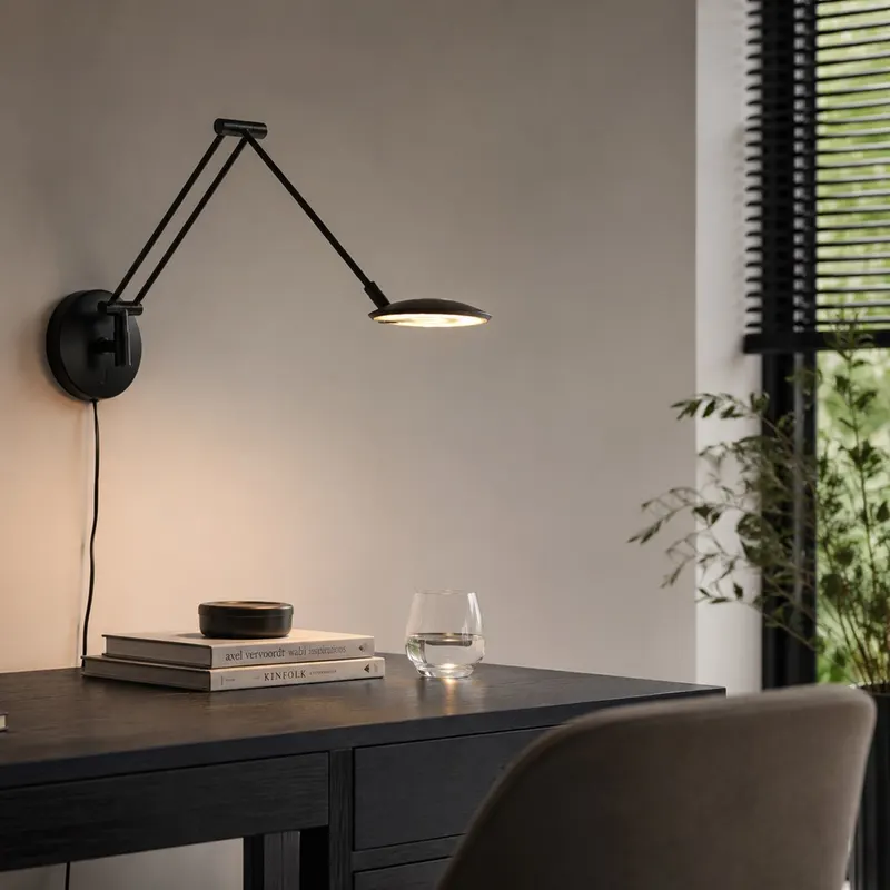 Zenith2 LED-Wandleuchte mit verstellbarem Lesearm in Schwarz, Ansicht 11