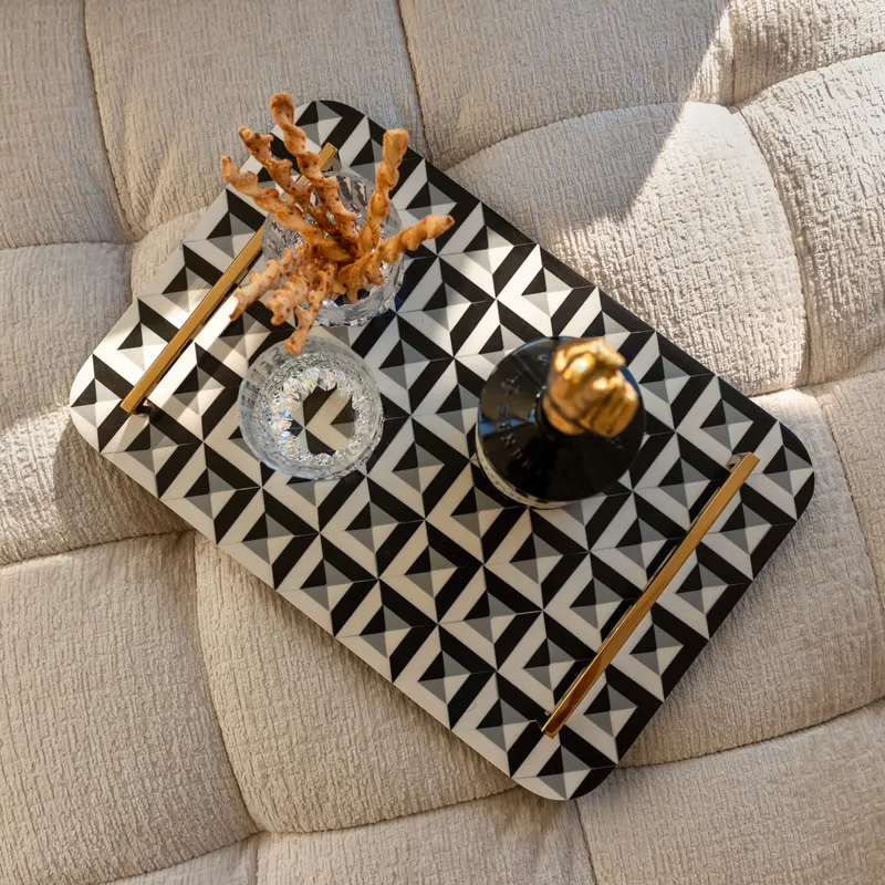 Tablett Birte, Schwarz/Weiß von Richmond Interiors, Wohnbeispiel 5, im Wohnraum