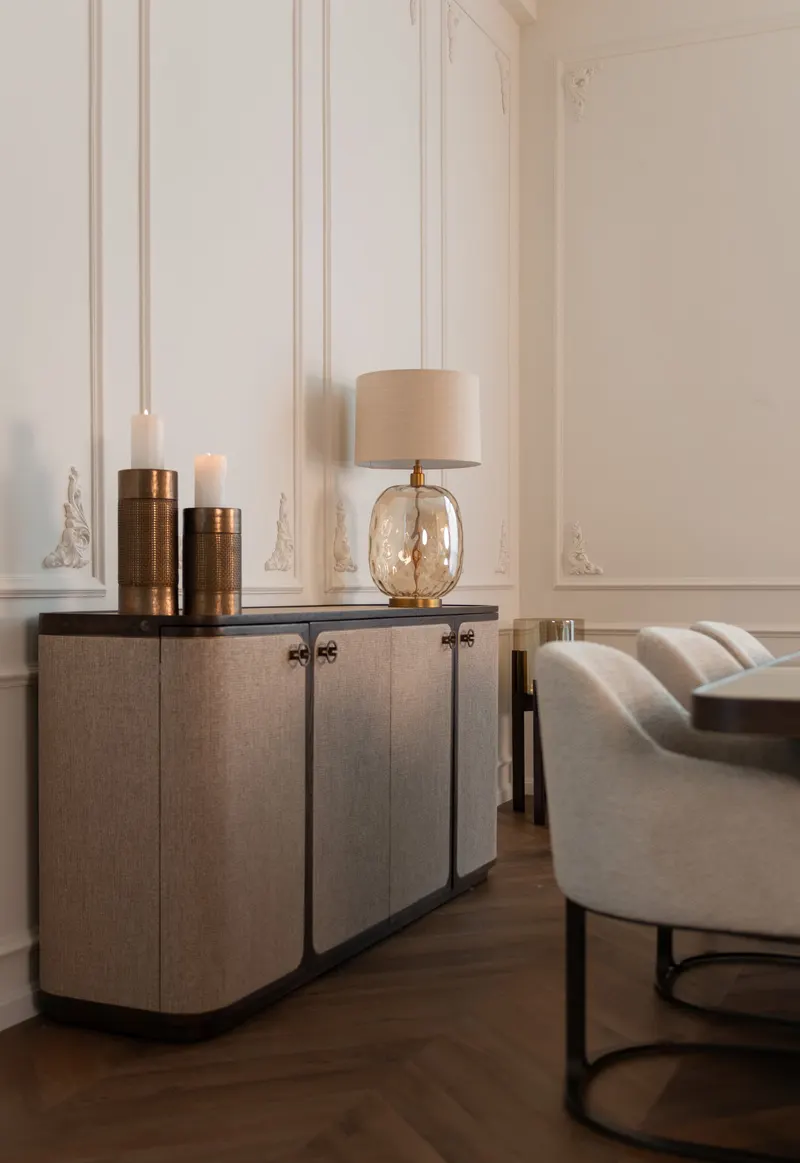 Tischleuchte Ember, Amber von Richmond Interiors, Wohnbeispiel 3, im Wohnraum