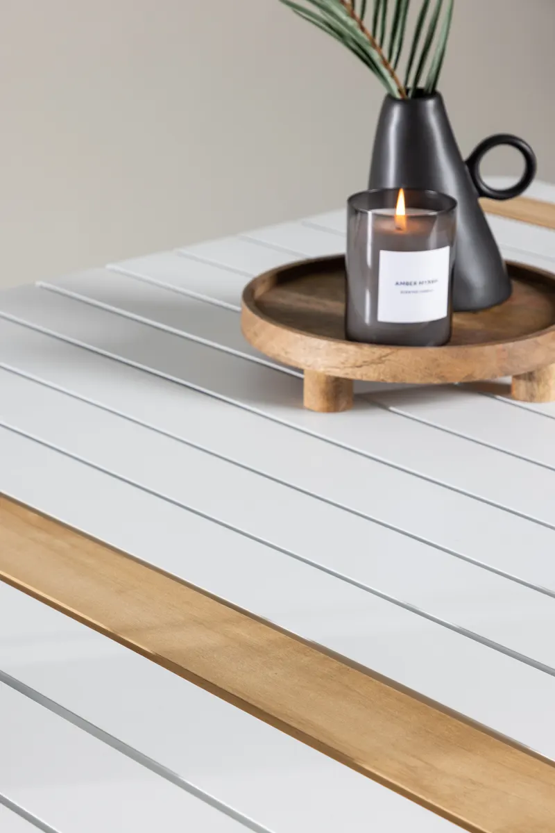 Togo rechteckiger Gartentisch aus Aluminium und Teak in 200 × 100 cm, Weiß, im Wohnraum, Ansicht 3