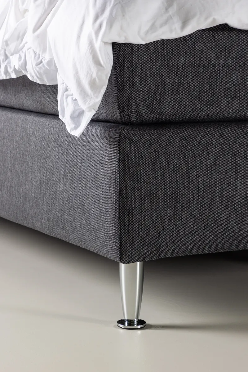 Toledo Doppelbett 180 × 200 cm Kontinentalbett in Dunkelgrau, Gestell Champagner, im Wohnraum, Ansicht 3