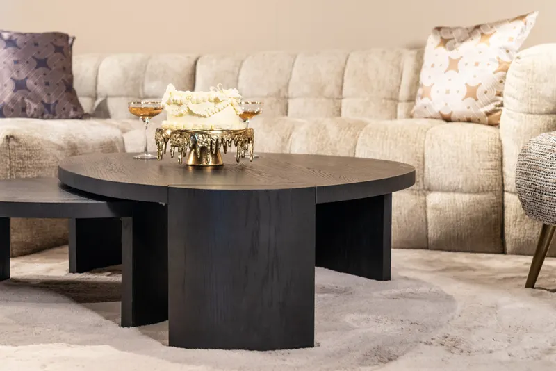 Tortenständer Carmona, Gold von Richmond Interiors, Wohnbeispiel 16, im Wohnraum