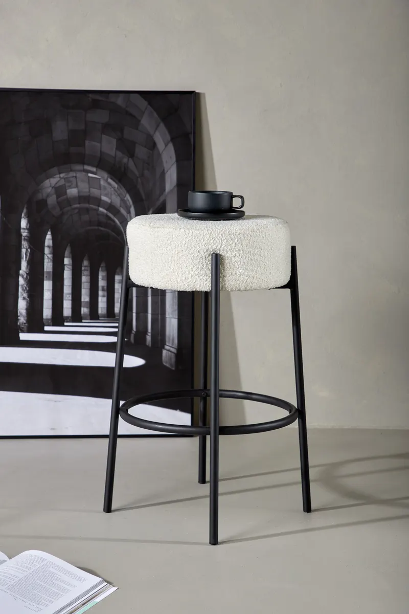 Tucson Barhocker ohne Lehne mit Bouclé-Sitz, im Wohnraum, Ansicht 1