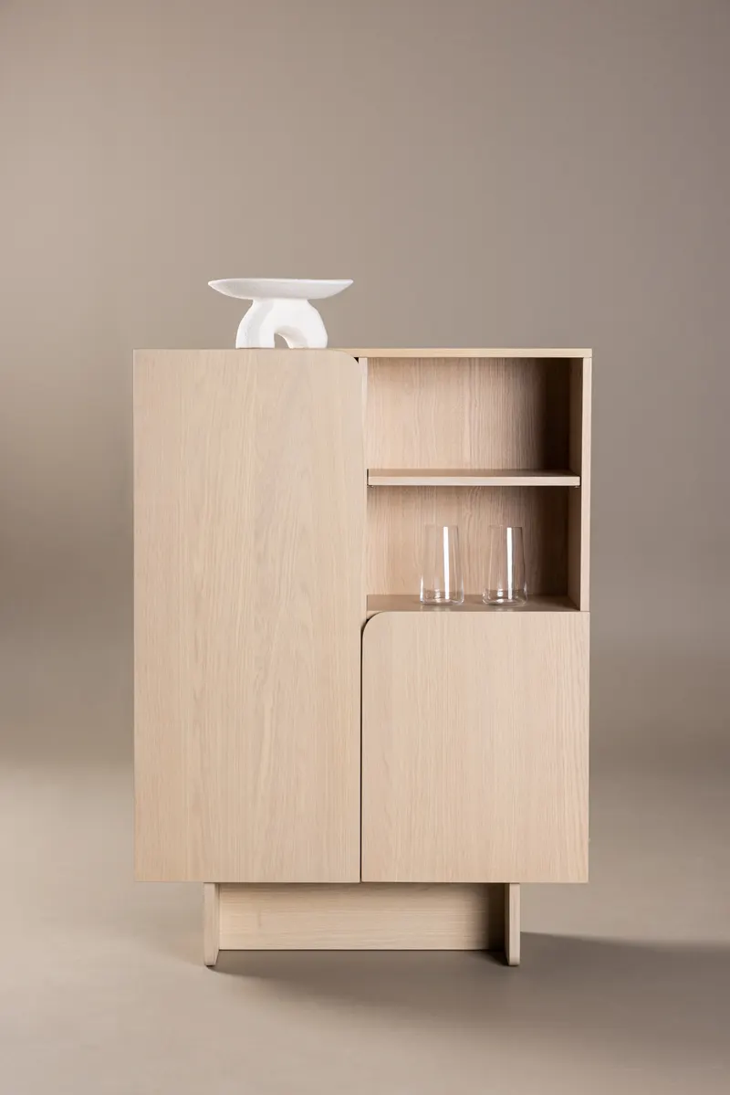 Tyresö Sideboard auf Sockel in 30 × 110 × 80 cm, Whitewash, im Wohnraum, Ansicht 1