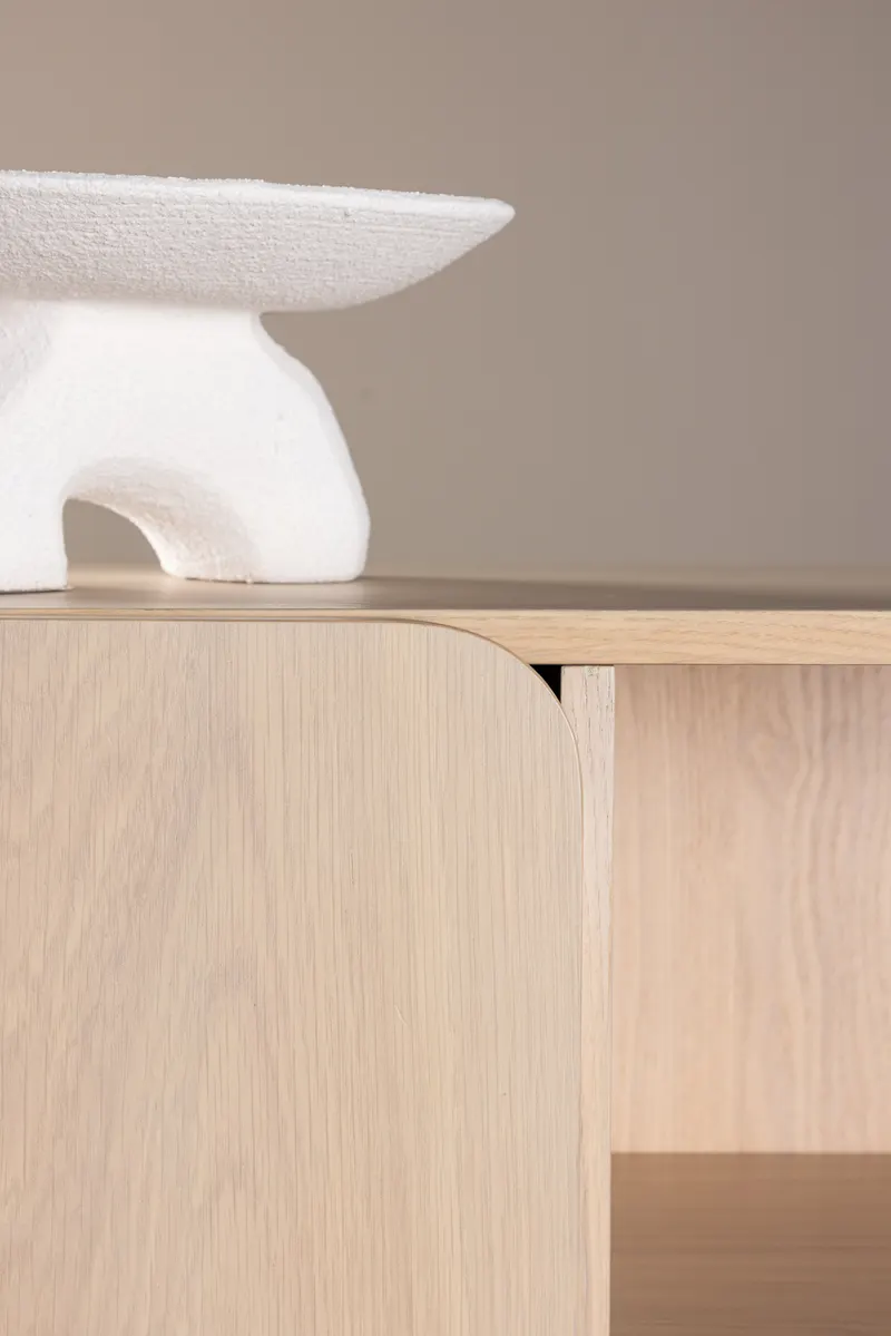 Tyresö Sideboard auf Sockel in 30 × 110 × 80 cm, Whitewash, im Wohnraum, Ansicht 3