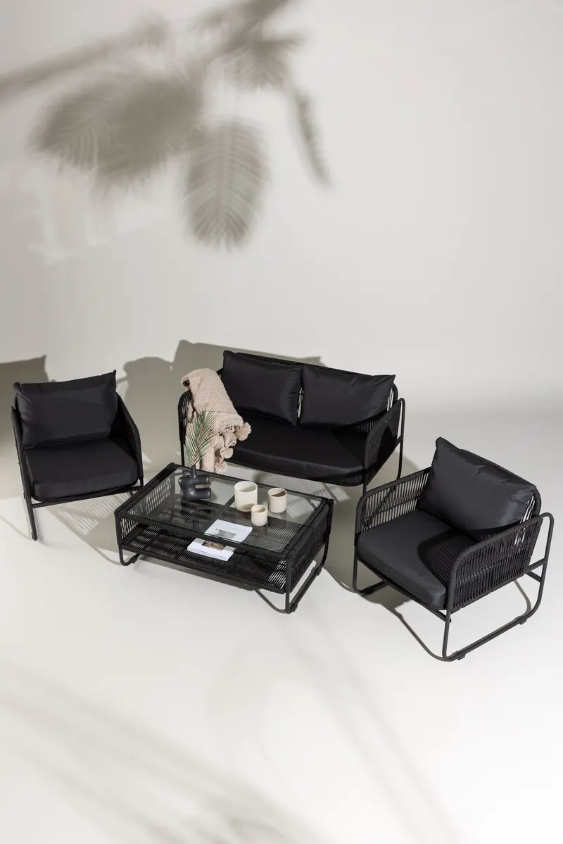 Utah Gartenlounge mit Seilbespannung, Sofa, zwei Sesseln und Glastisch, im Wohnraum, Ansicht 1