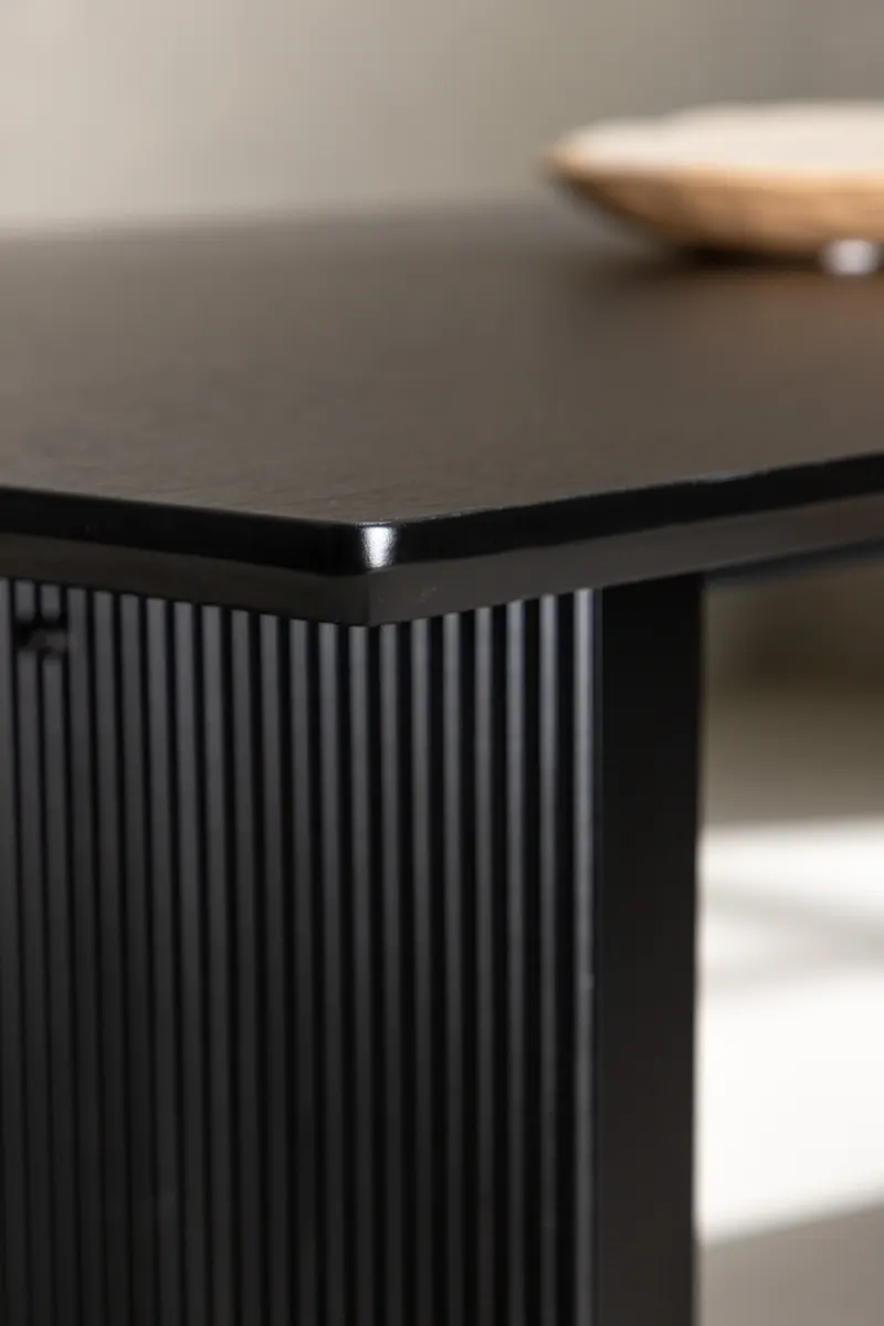 Vail Esstisch 200 × 100 cm auf zwei Wangen in Schwarz, im Wohnraum, Ansicht 3
