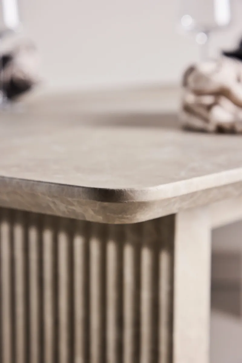 Vail Esstisch 200 × 100 cm auf zwei Wangen in Beige, im Wohnraum, Ansicht 4