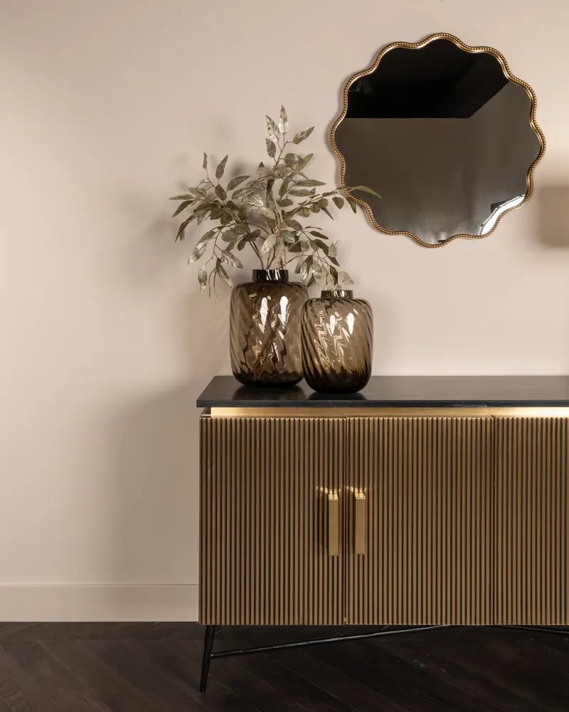Sideboard Ironville, Goldfarben von Richmond Interiors, Wohnbeispiel 7, im Wohnraum