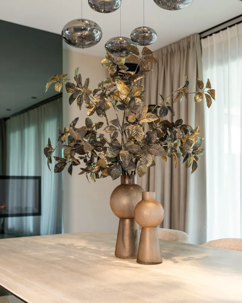 Vase Ora, Braun, groß von Richmond Interiors, Wohnbeispiel 5, im Wohnraum