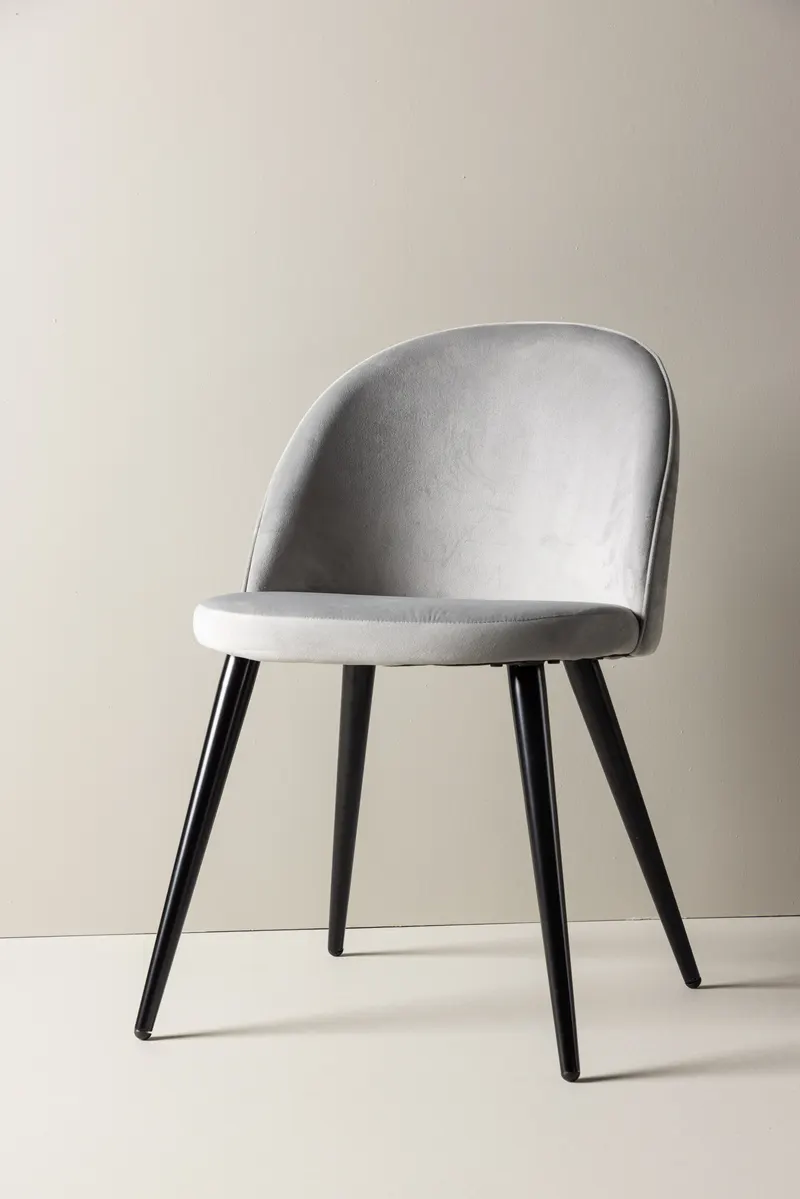 Velvet gepolsterte Esszimmerstühle im 2er-Set in Grau, Gestell Schwarz, Polyester-Samt, im Wohnraum, Ansicht 2