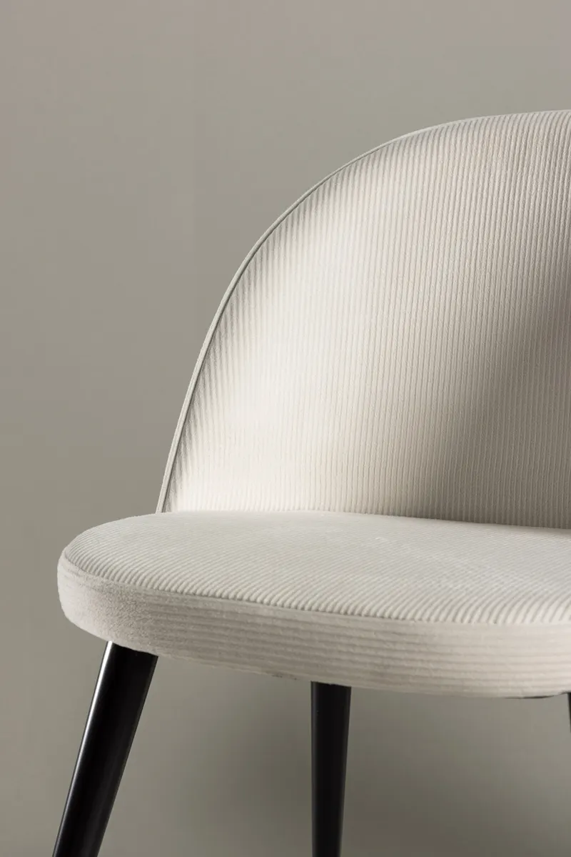 Velvet gepolsterte Esszimmerstühle im 2er-Set in Beige, Gestell Schwarz, Polyester-Cord, im Wohnraum, Ansicht 2