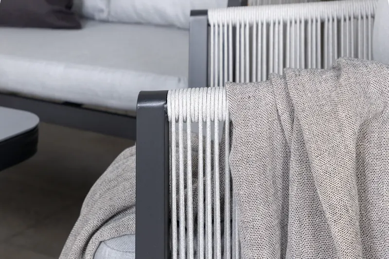 Virya Gartenlounge aus Aluminium mit Seilrücken und Couchtisch, Ansicht 6
