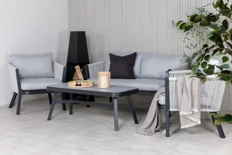 Virya Gartenlounge aus Aluminium mit Seilrücken und Couchtisch, im Wohnraum, Ansicht 2