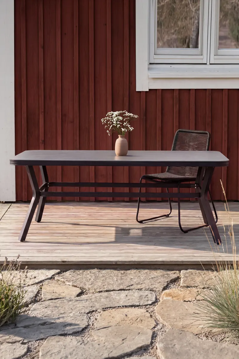 Virya Gartentisch mit Mattglasplatte in 200 × 100 cm, Schwarz / Grau, Gestell Schwarz, im Wohnraum, Ansicht 1