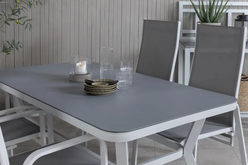 Virya & Copacabana Gartenmöbel-Set mit Glastisch und 4 Sesseln, im Wohnraum, Ansicht 4