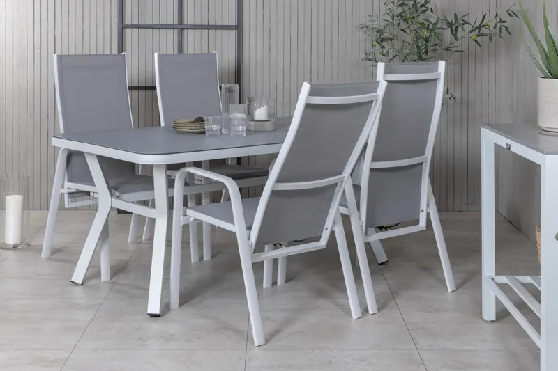 Virya & Copacabana Gartenmöbel-Set mit Glastisch und 4 Sesseln, im Wohnraum, Ansicht 5