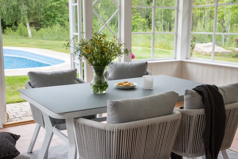 Virya & Virya Gartenmöbel-Set mit Glastisch und 4 Seilstühlen, im Wohnraum, Ansicht 2