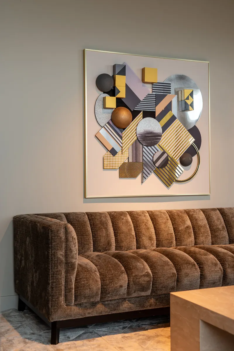 Wandbild 3D, Schwarz/Goldfarben von Richmond Interiors, Wohnbeispiel 6, im Wohnraum
