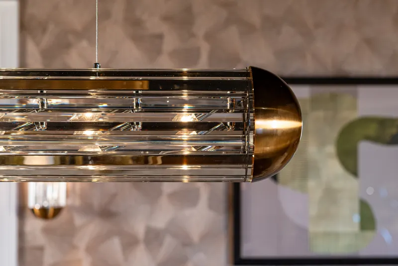 Pendelleuchte Mula, Bronzefarben von Richmond Interiors, Wohnbeispiel 5, im Wohnraum