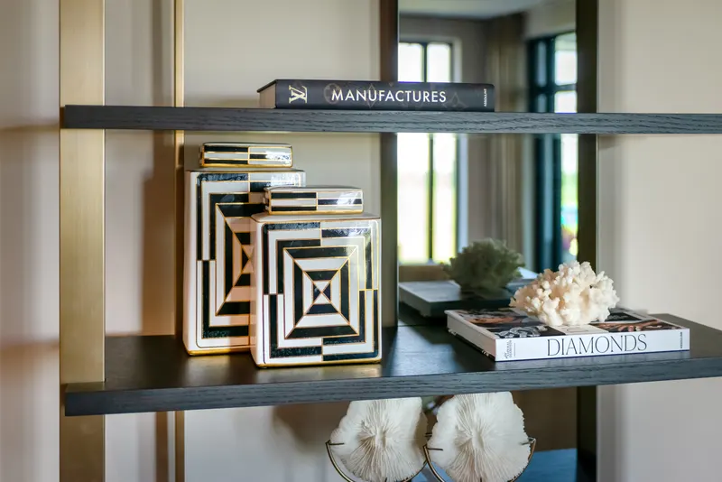 Wandschrank Alexander Jones, Charcoal von Richmond Interiors, Wohnbeispiel 10, im Wohnraum