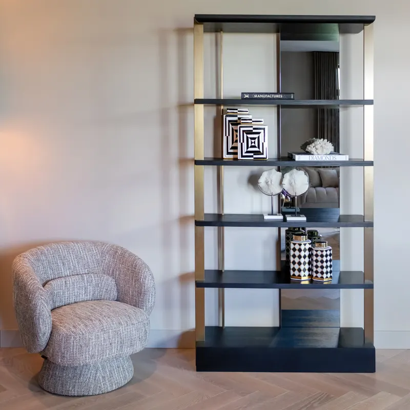 Wandschrank Alexander Jones, Charcoal von Richmond Interiors, Wohnbeispiel 8, im Wohnraum