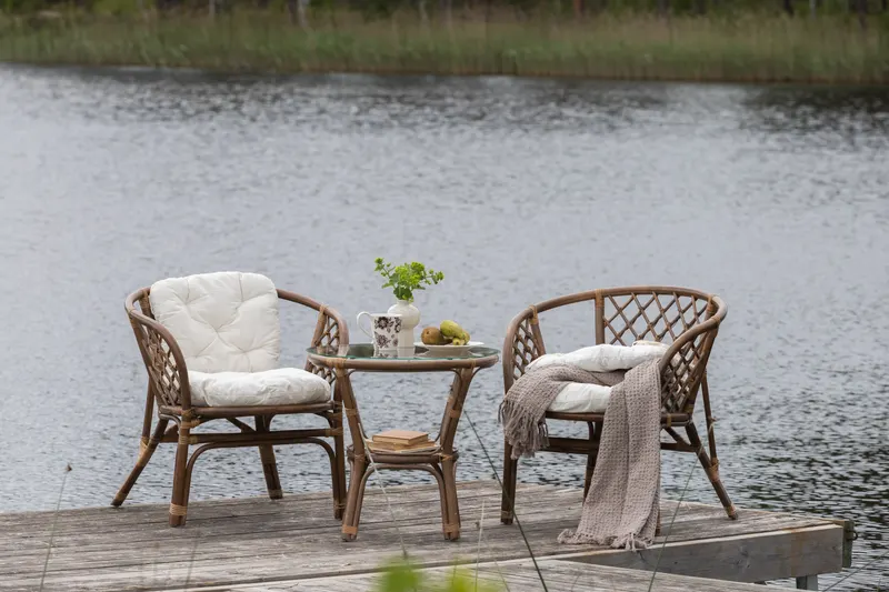Wera Balkonmöbel-Set aus Rattan mit zwei Sesseln und Glastisch, im Wohnraum, Ansicht 1