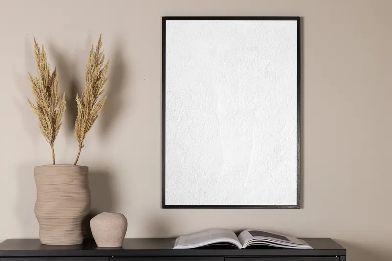 White Reveted Poster mit abstraktem Strukturmotiv in 30 × 21 cm, im Wohnraum, Ansicht 2