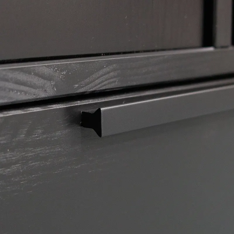 Adam Kleiderschrank mit breiter Schublade, Schwarz, Detail, Ansicht 2