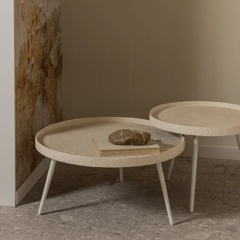 Bounds Beistelltisch mit runder Platte, Natur, im Wohnraum, Ansicht 1