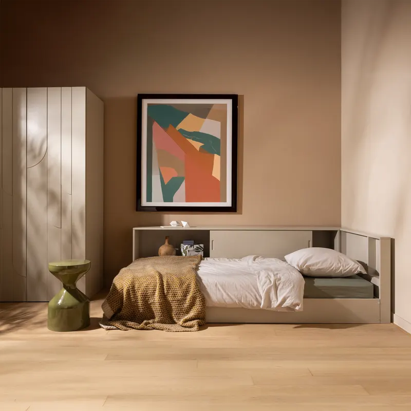Carter Kinderbett mit Stauraum Dust, im Wohnraum