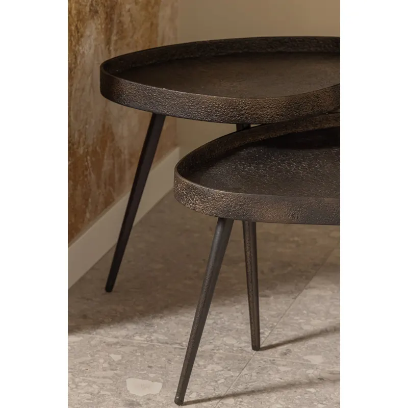 Crude Beistelltisch-Set, Antique Brons, im Wohnraum, Ansicht 2