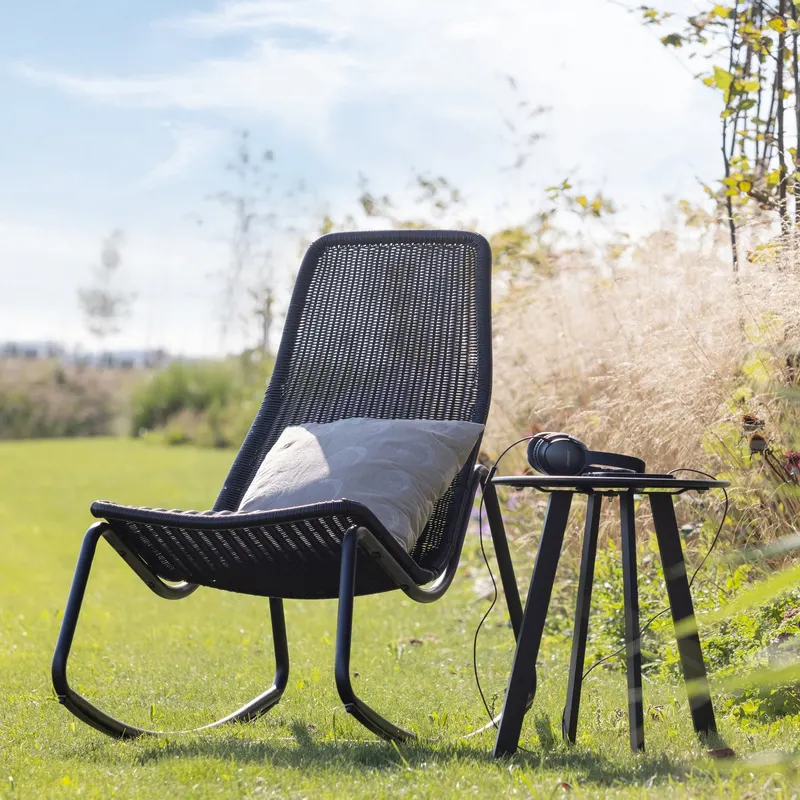 Fer Garten-Beistelltisch, Schwarz, Ø 40 cm, im Wohnraum, Ansicht 1
