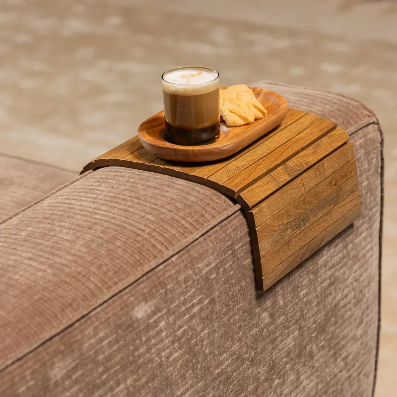 Flexibles Sofatablett M aus Holzlamellen, Antique lackiert, im Wohnraum, Ansicht 1