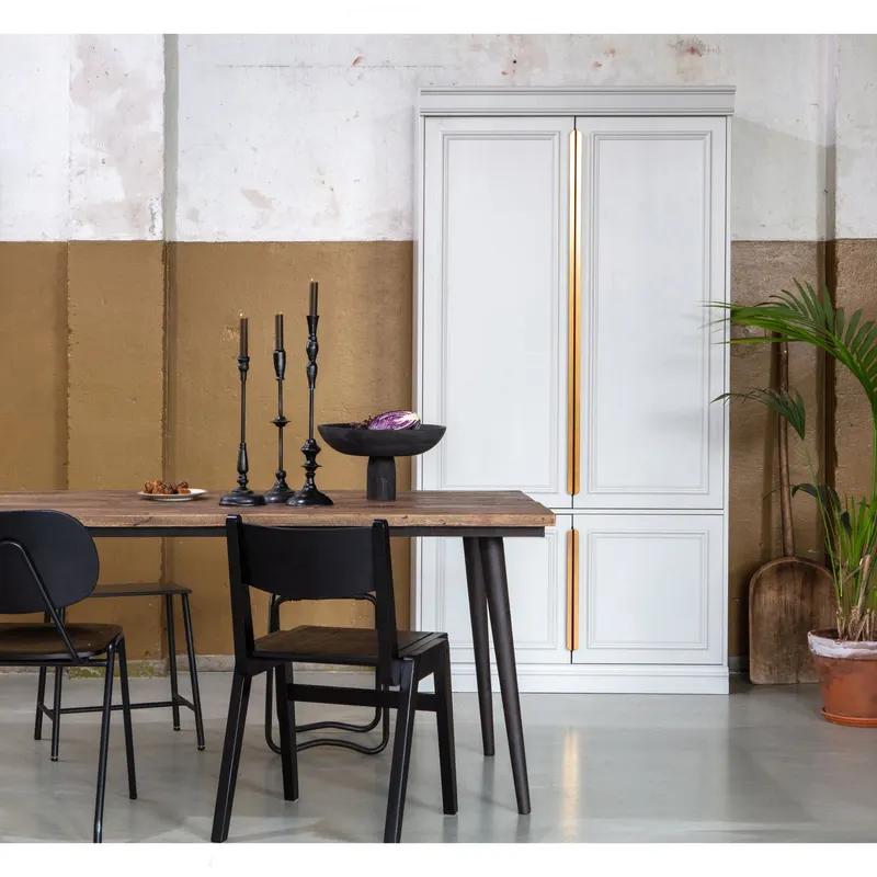 Guild Esstisch 220 x 90 cm, Schwarz, im Wohnraum