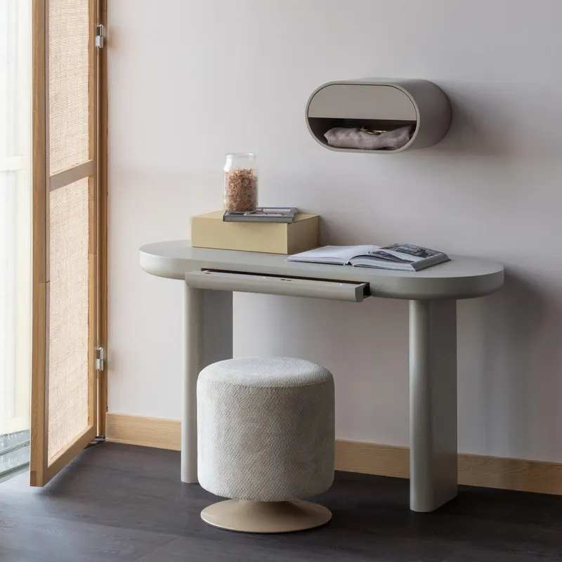 Islen Hocker mit Drehfuß, Beige, im Wohnraum, Ansicht 2