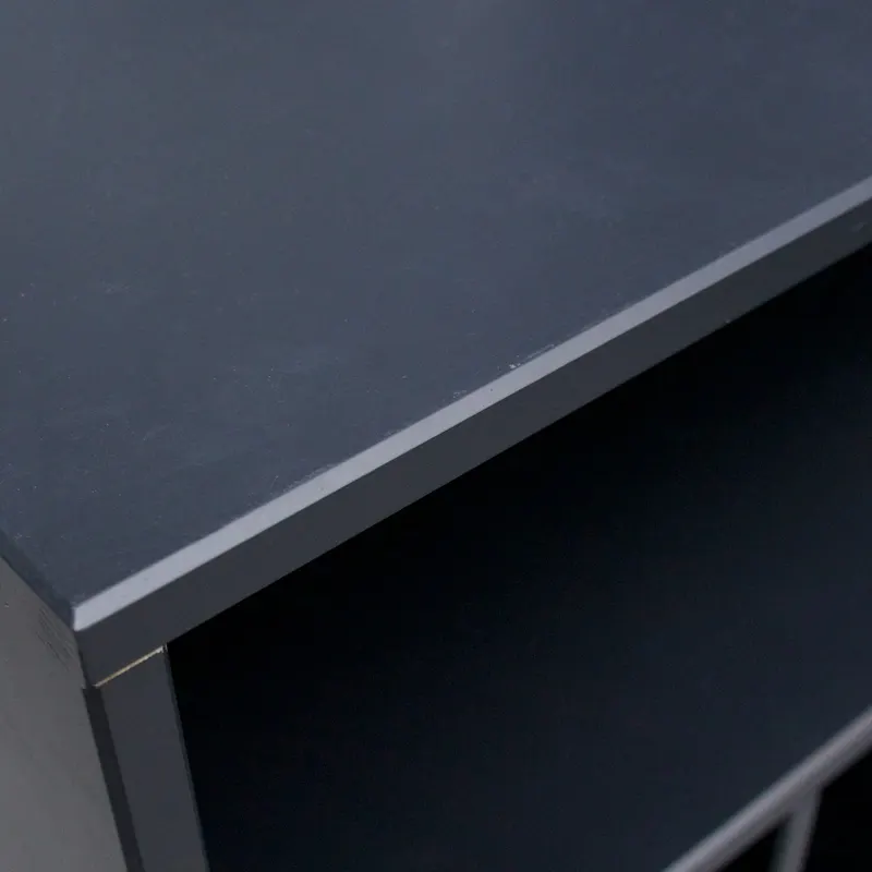 James Regal mit drei Fächern und Kabelführung, Schwarz/Walnuss, Detail, Ansicht 1